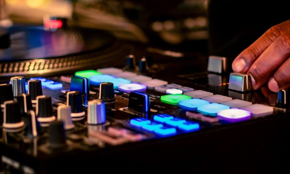 Équipement audio usagé à vendre – Sainte-Thérèse et Drummondville